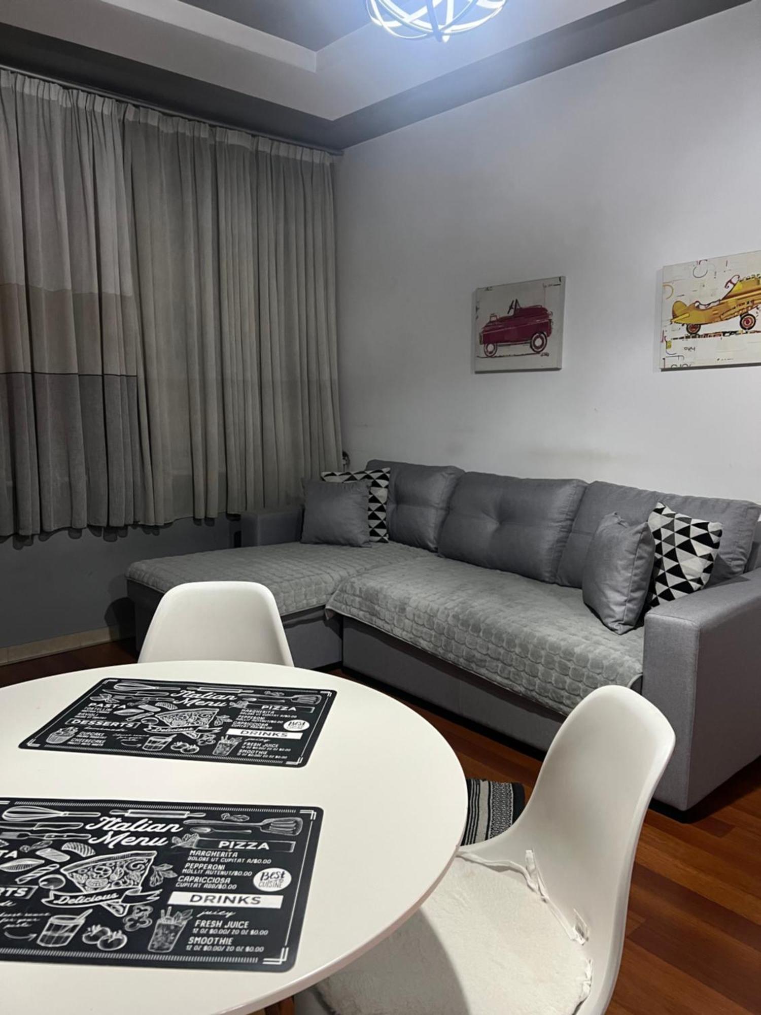 Ergi'S Host Apartment Tirana Exterior photo